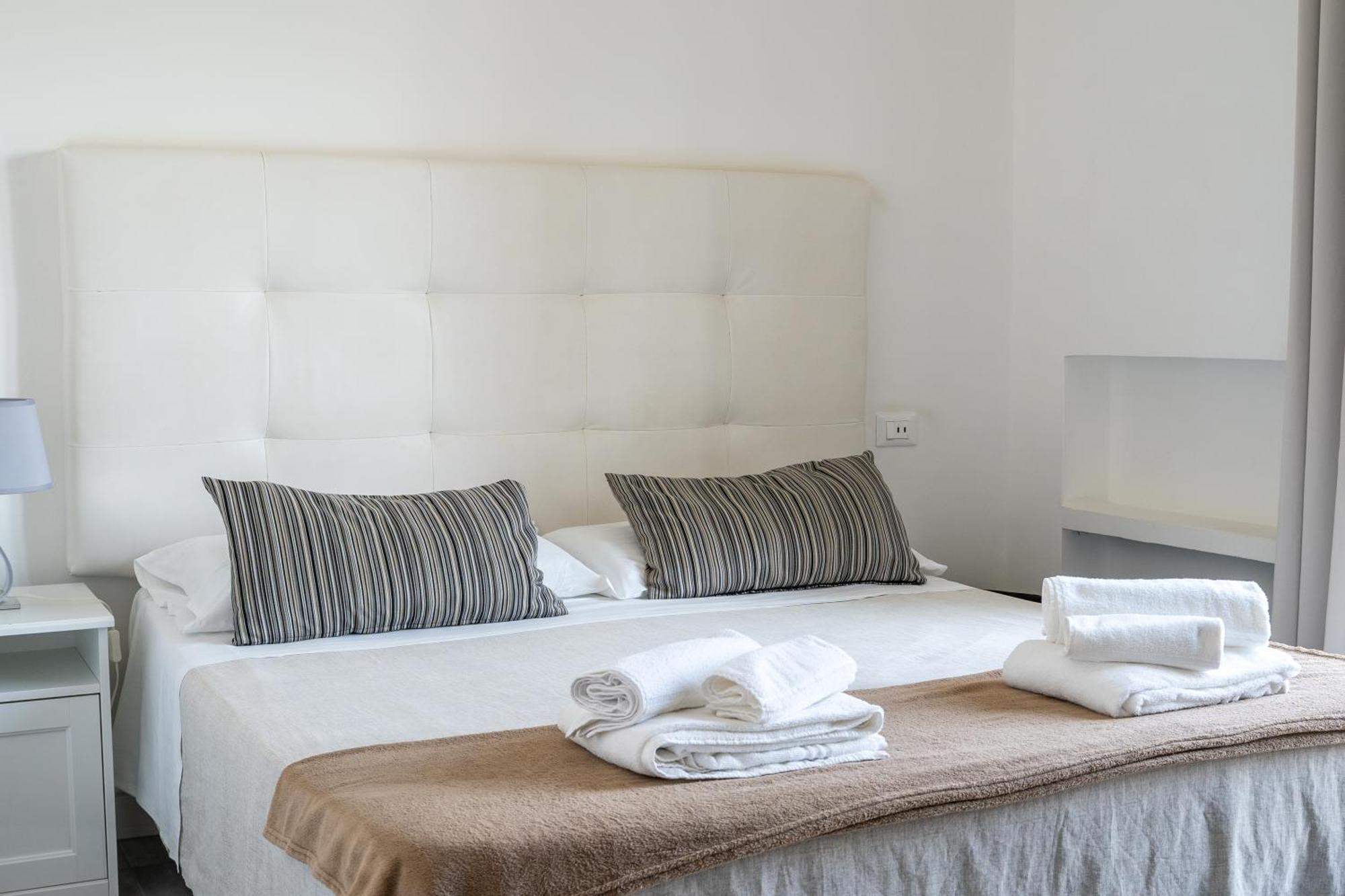 Villa Angela Suite Taranto Exteriör bild
