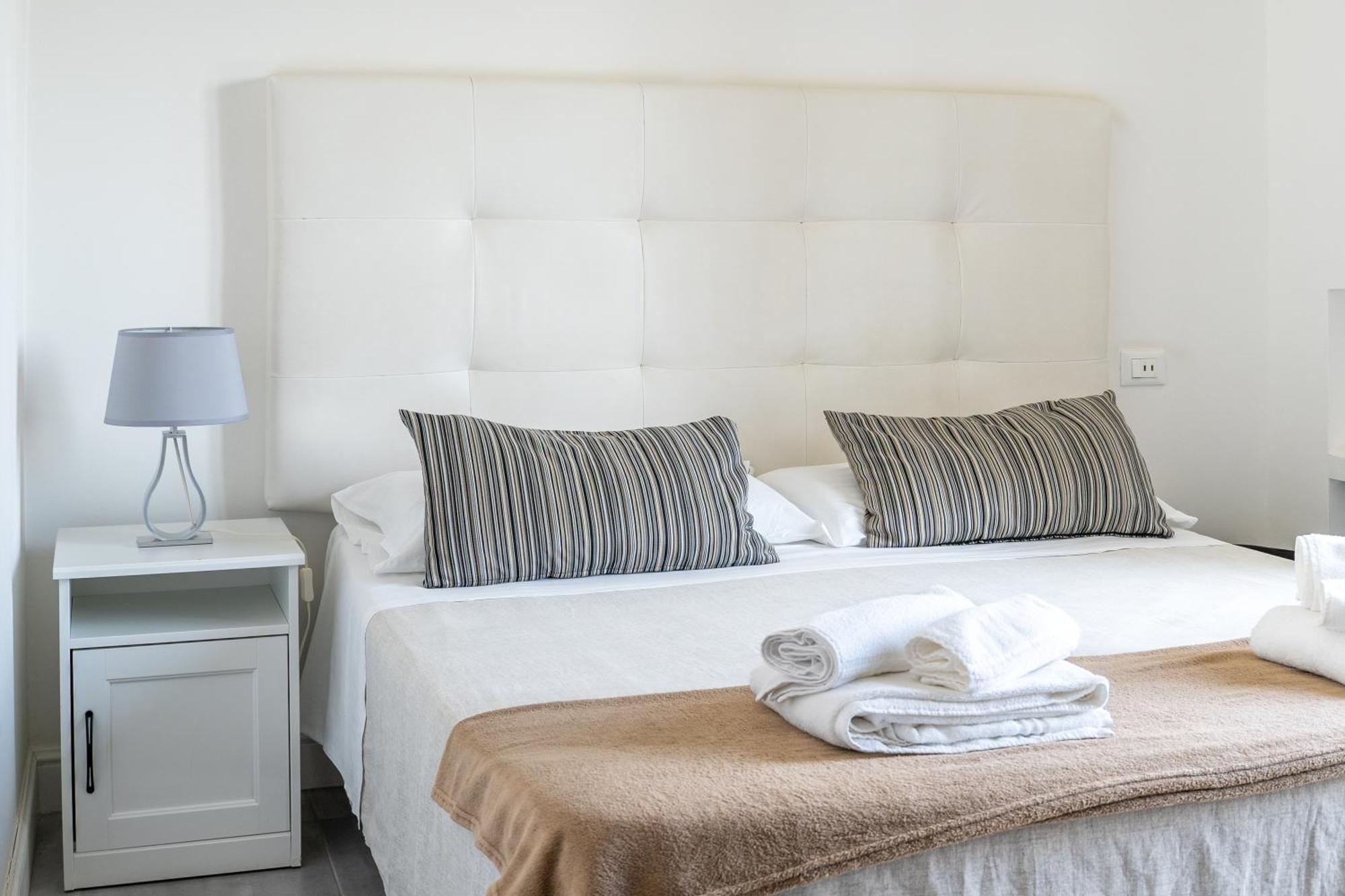 Villa Angela Suite Taranto Exteriör bild